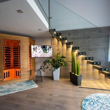 Luxus A Varos Felett Szombathely Exteriér fotografie